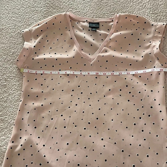 Pink blouse ​ - Picture 5 of 6